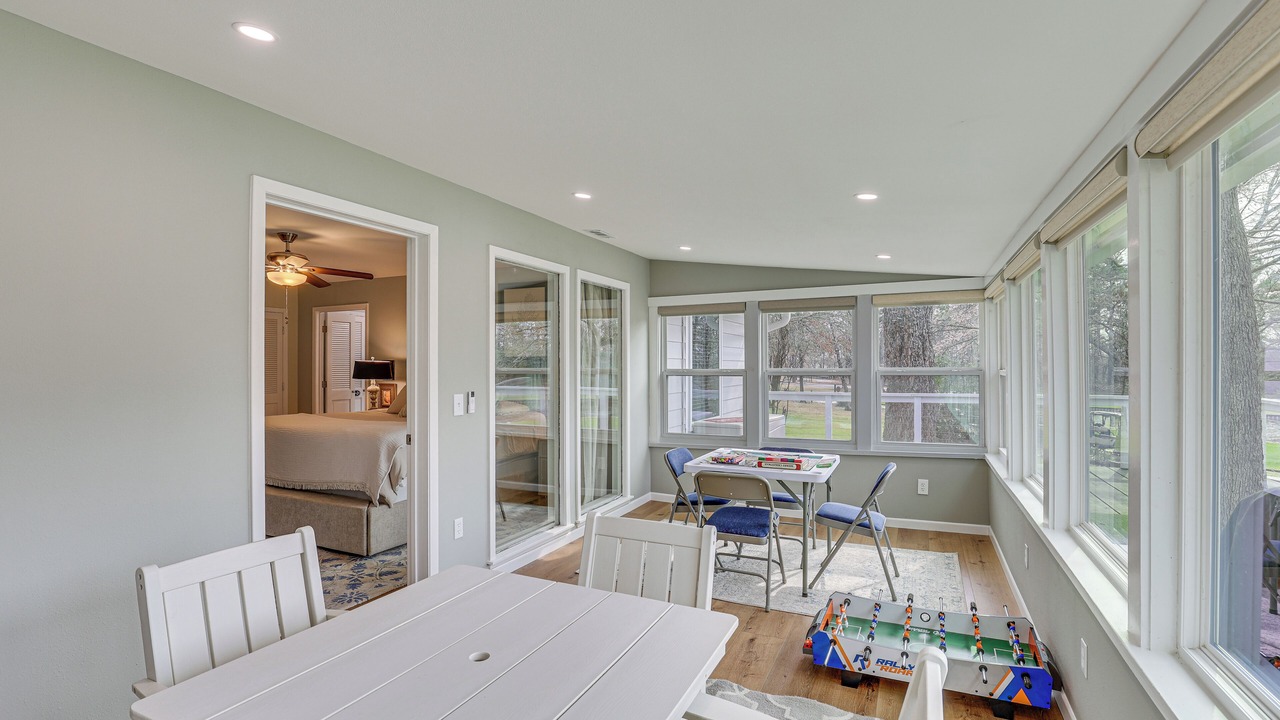 Photo of Bedroom in Holly Lake Ranch