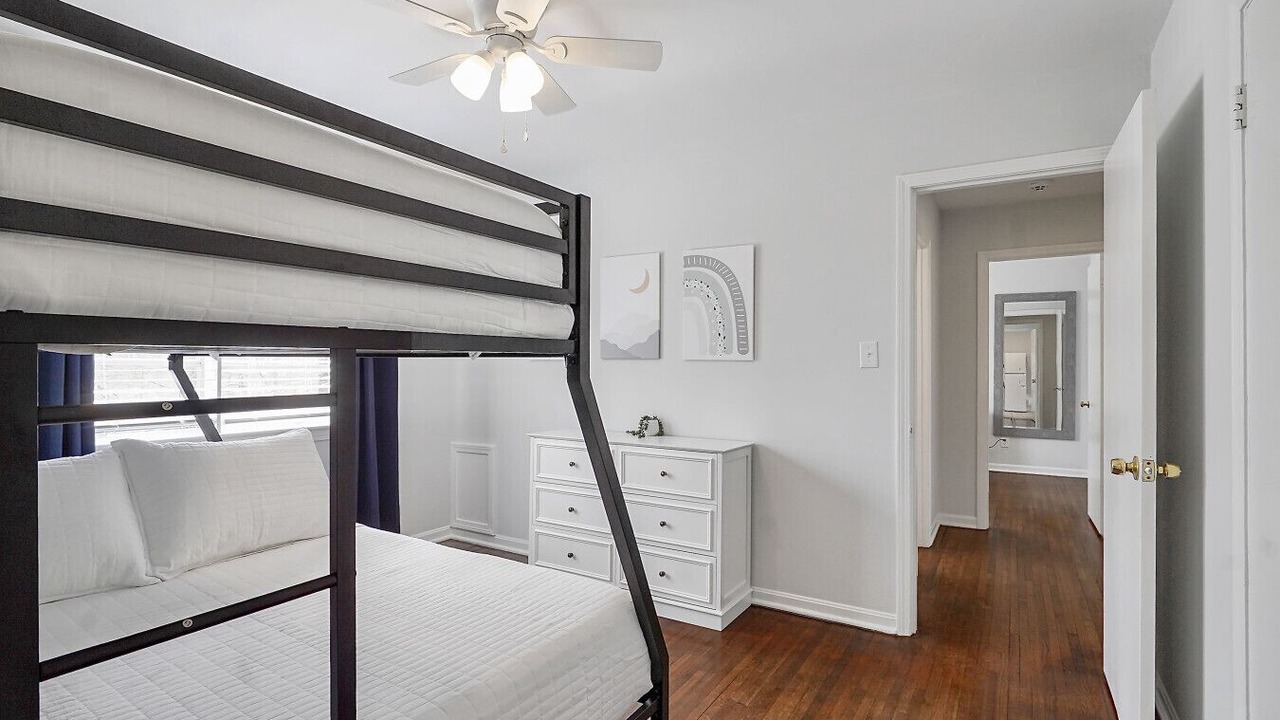 Photo of Bedroom in Crestline Heights