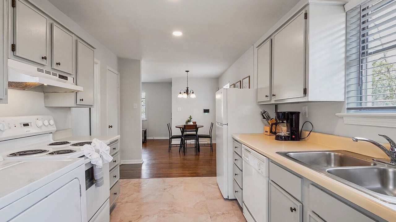 Photo of Kitchen in Crestline Heights