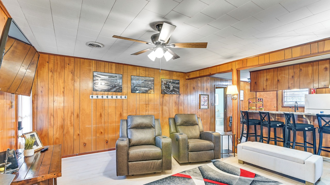 Photo of Livingroom in Starkville