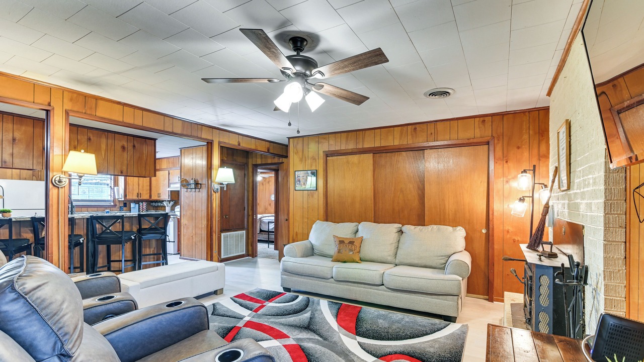 Photo of Bedroom in Starkville