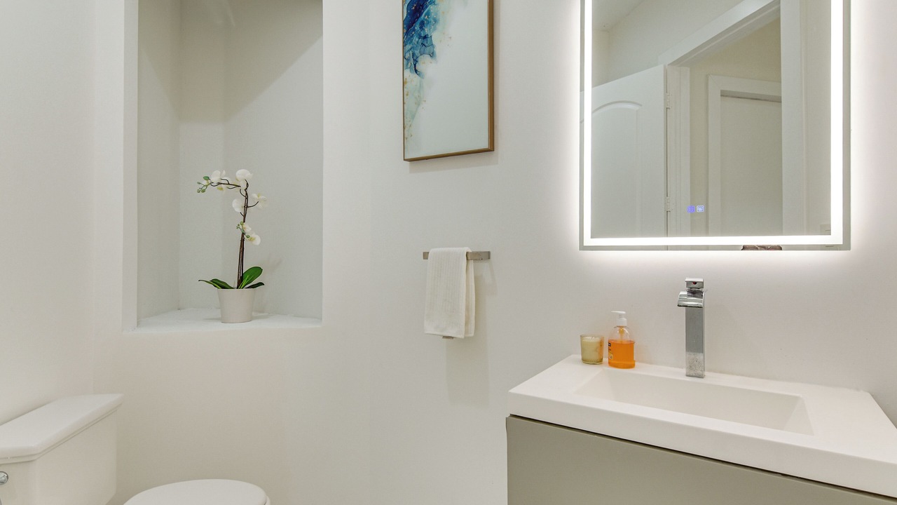 Photo of Bathroom in West Dixie Bend