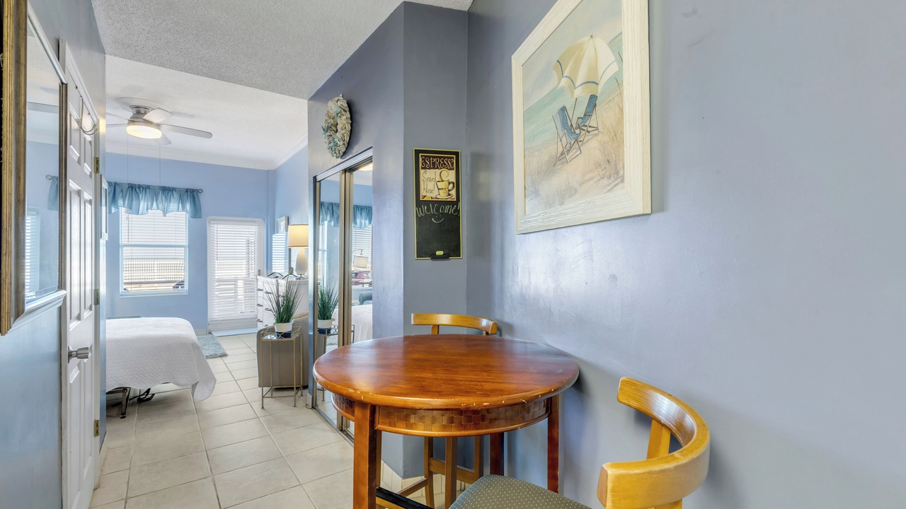 Photo of Bedroom in Lenox Park