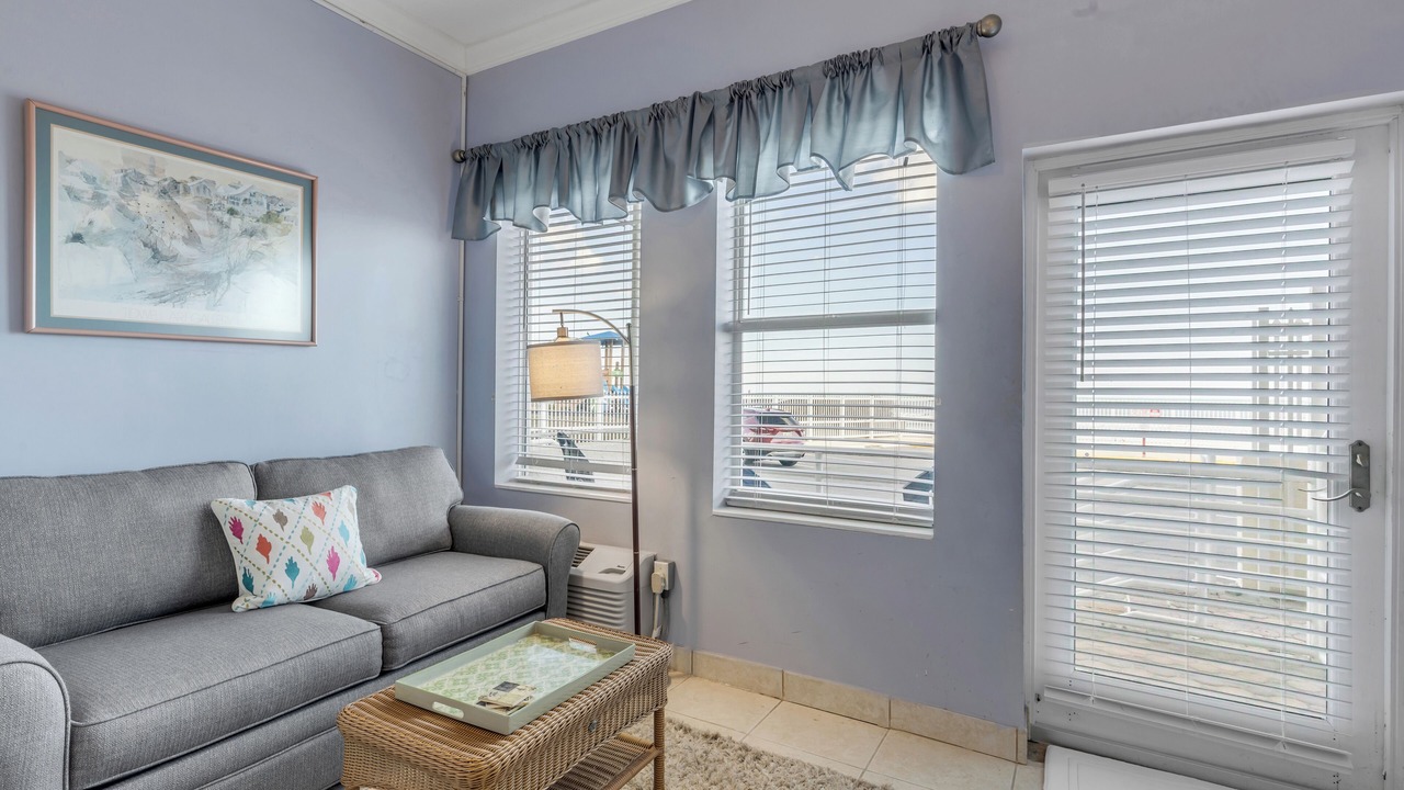 Photo of Livingroom in Lenox Park