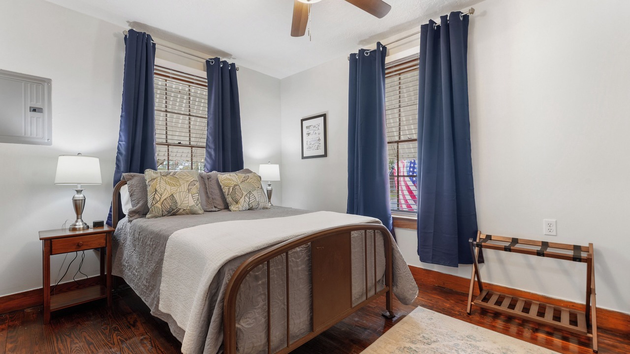 Photo of Bedroom in Gulfport