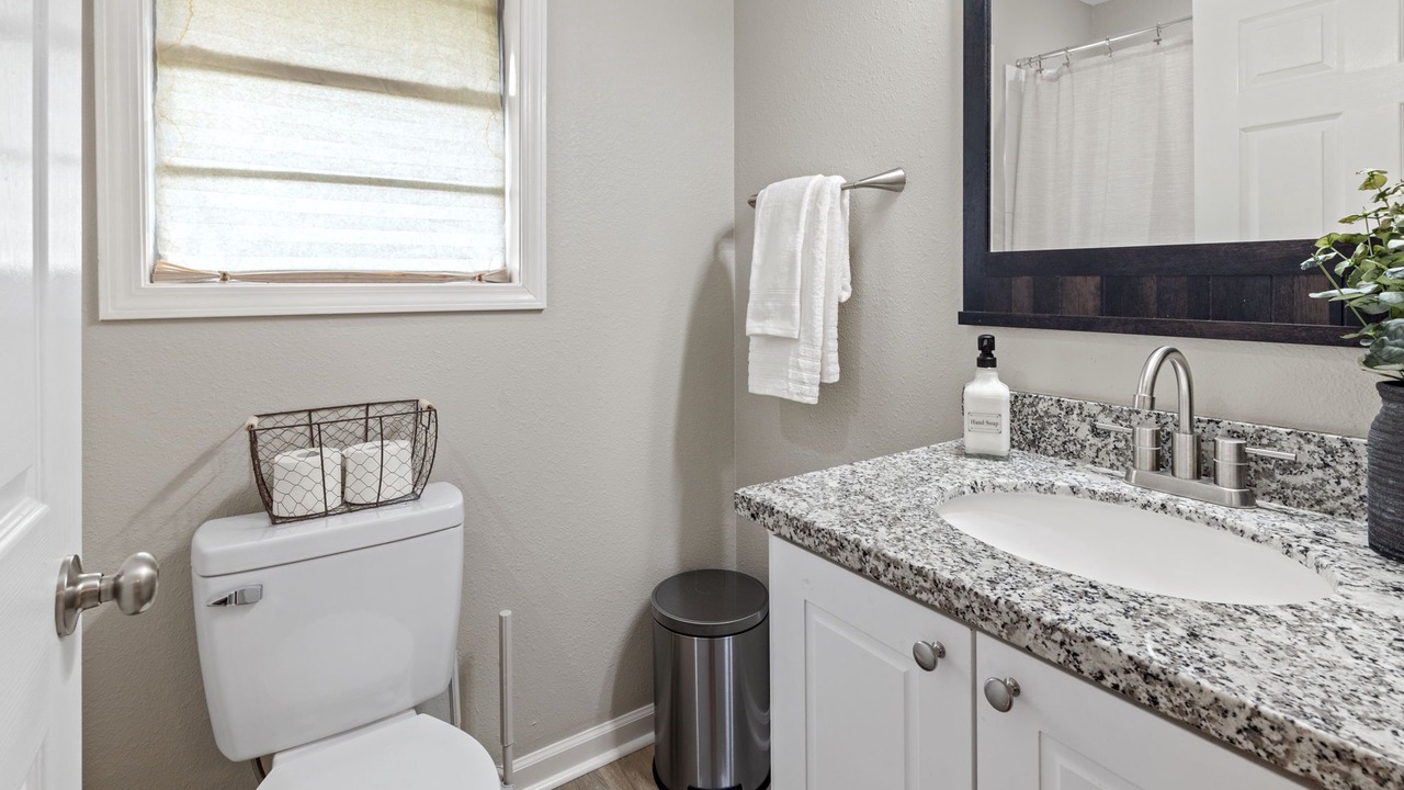 Photo of Bathroom in Sulphur