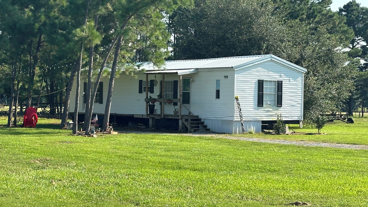 Photo of Outdoor in Mittie