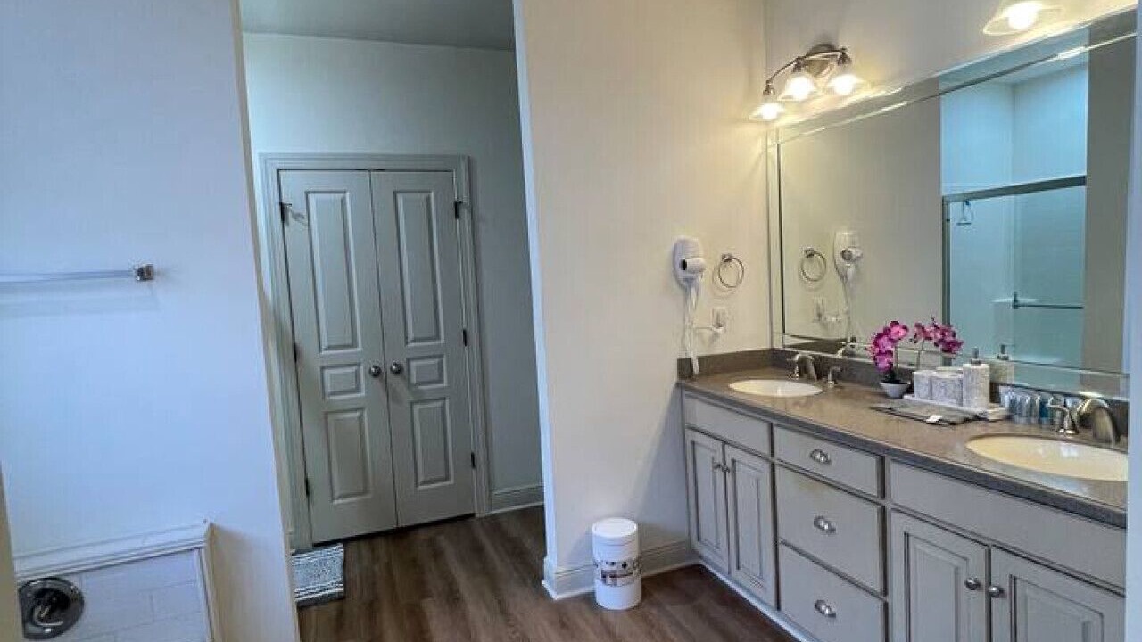 Photo of Bathroom in Tuscaloosa