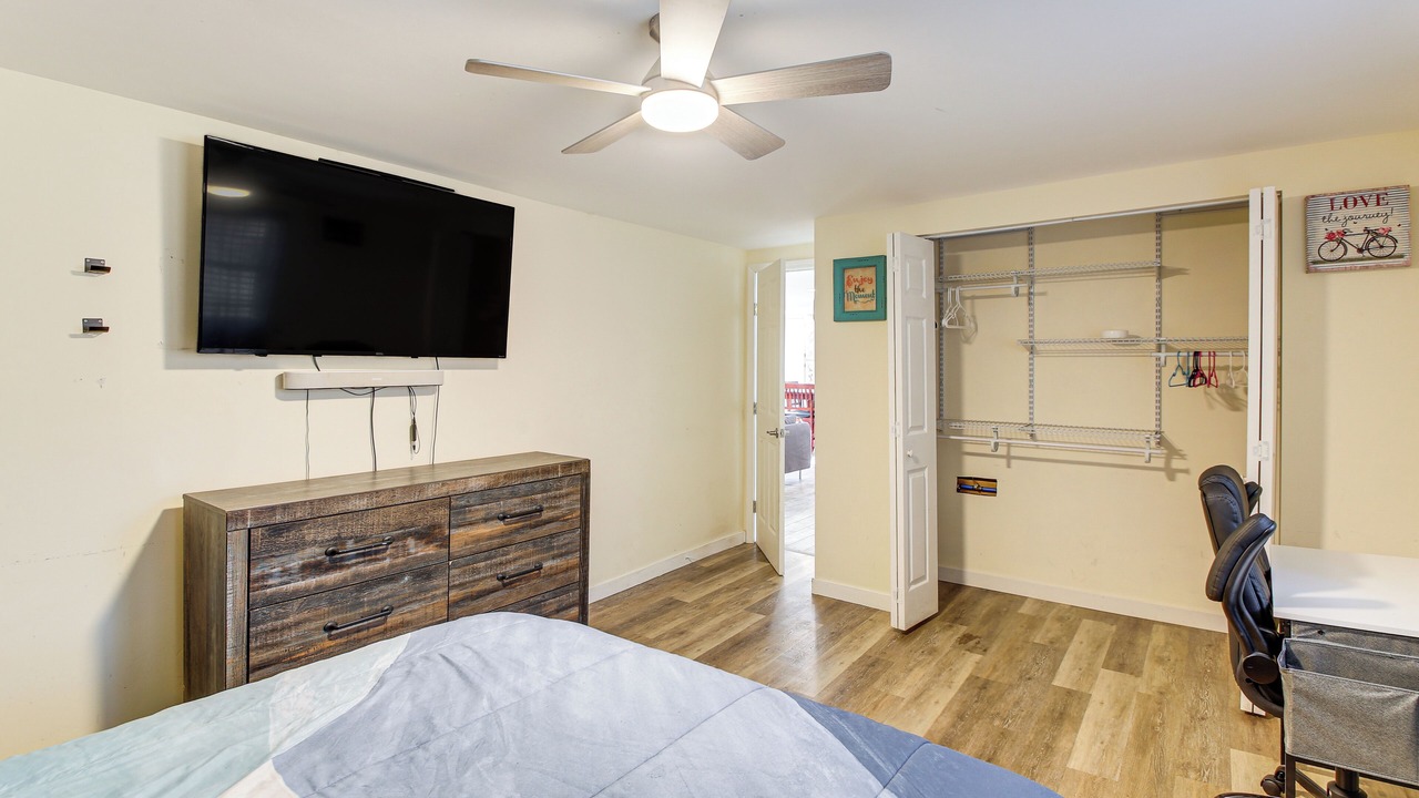 Photo of Bedroom in Benton