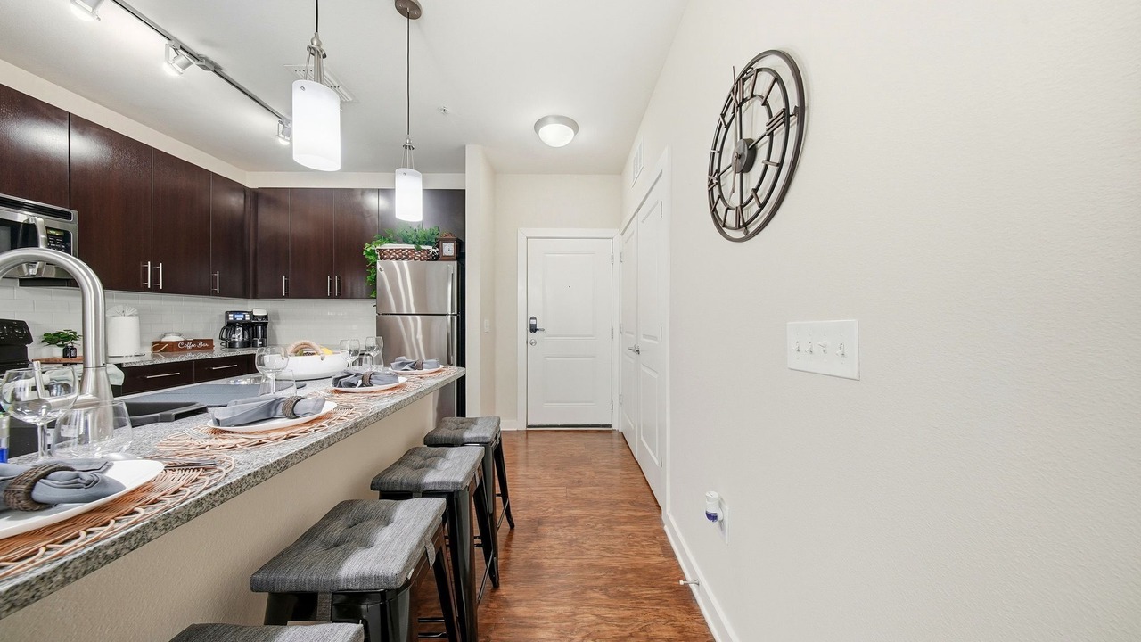 Photo of Kitchen in Courier City - Oscawana