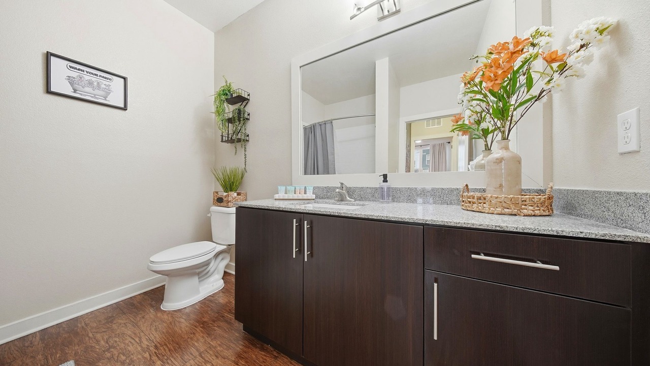 Photo of Bathroom in Courier City - Oscawana
