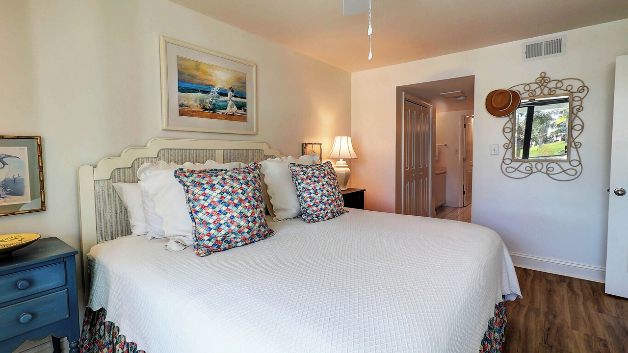 Photo of Bedroom in Upper Grand Lagoon