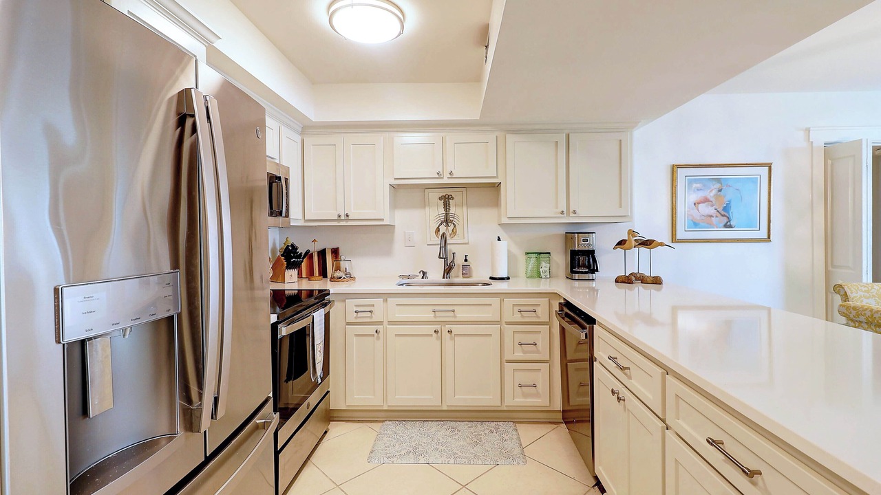 Photo of Kitchen in Upper Grand Lagoon