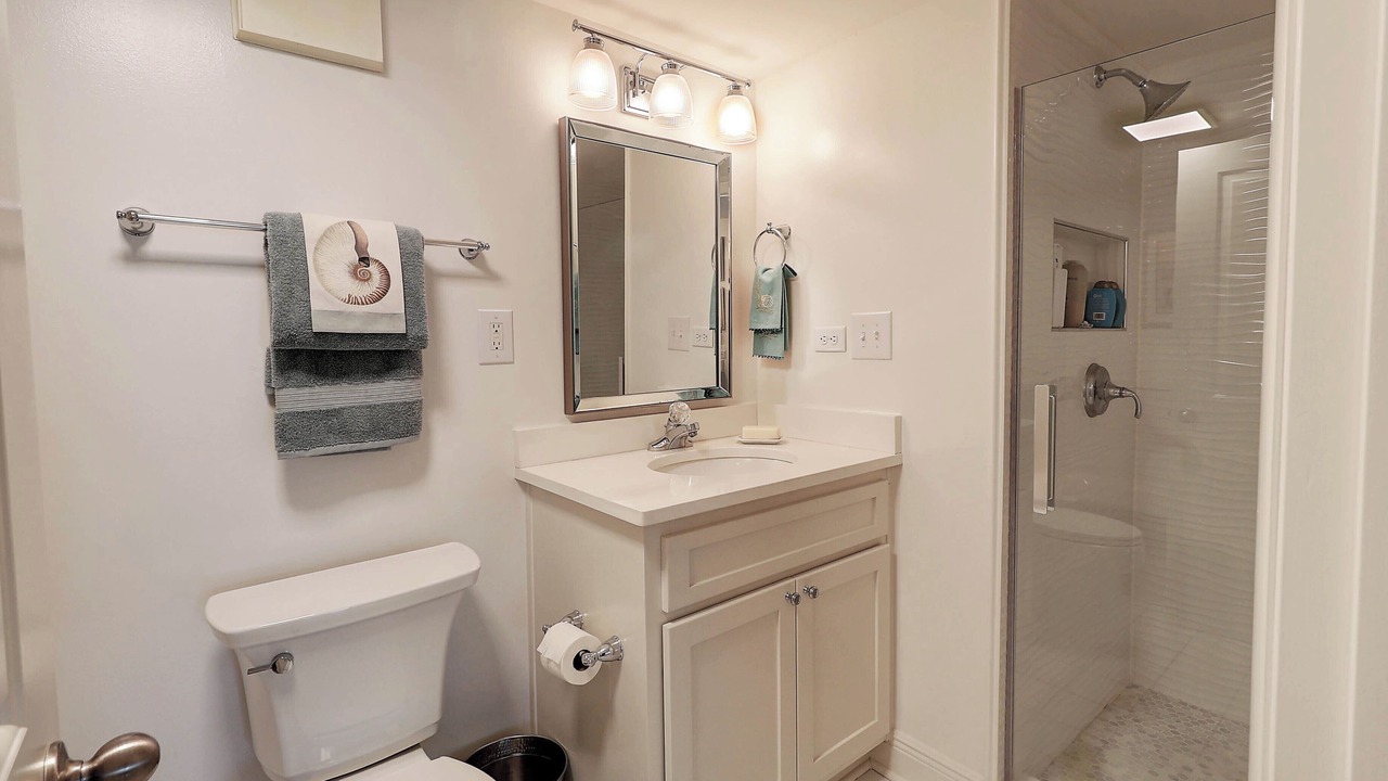 Photo of Bathroom in Upper Grand Lagoon