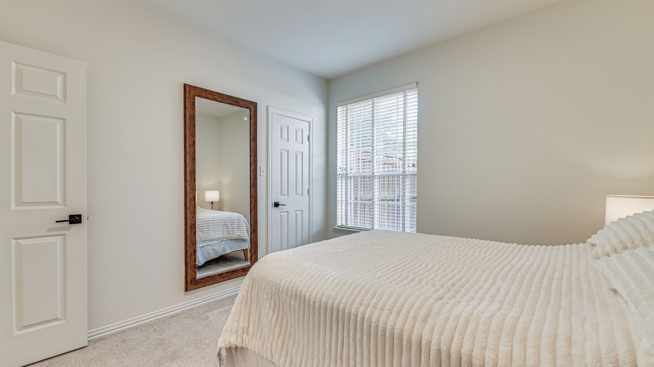 Photo of Bedroom in Far North Dallas