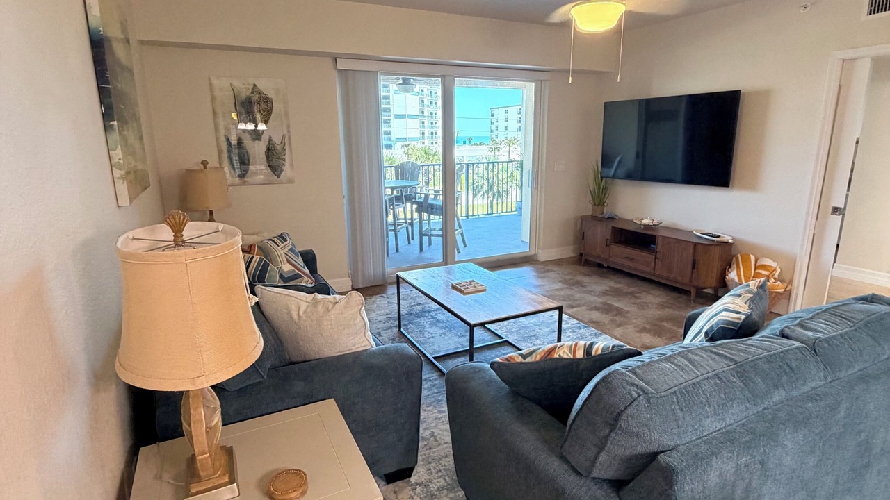 Photo of Livingroom in New Smyrna Beach