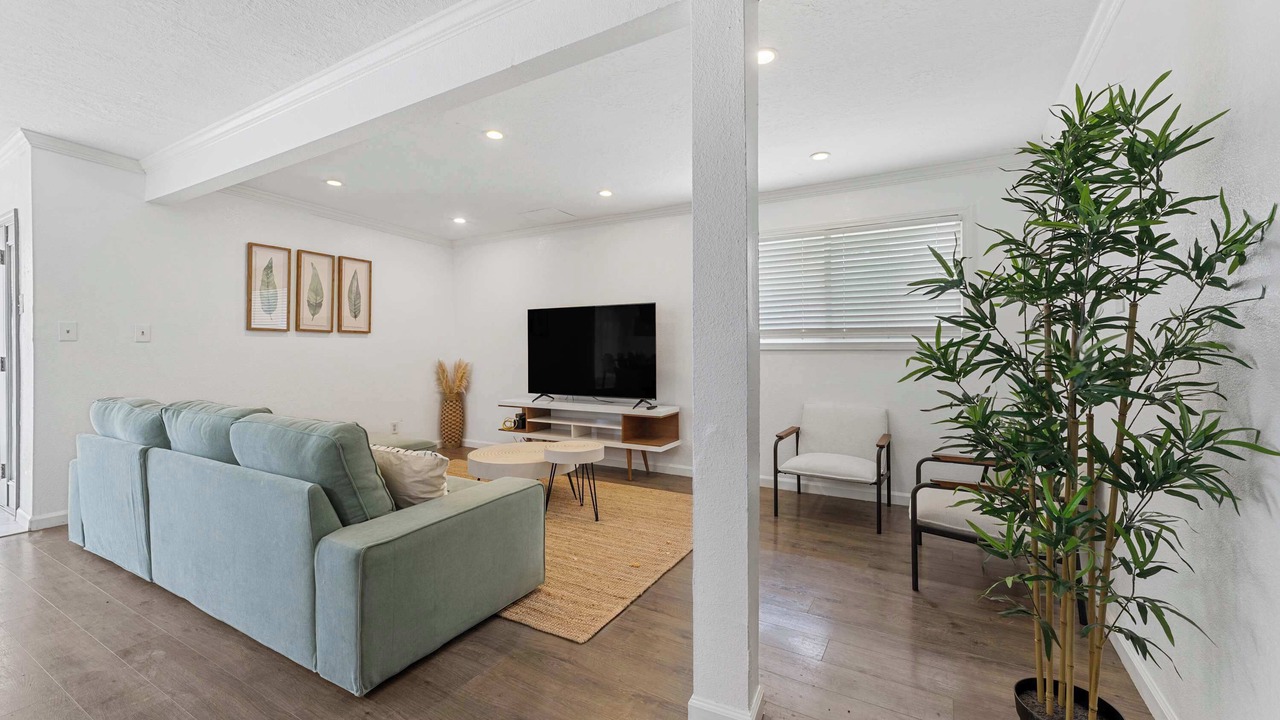Photo of Livingroom in Port Arthur