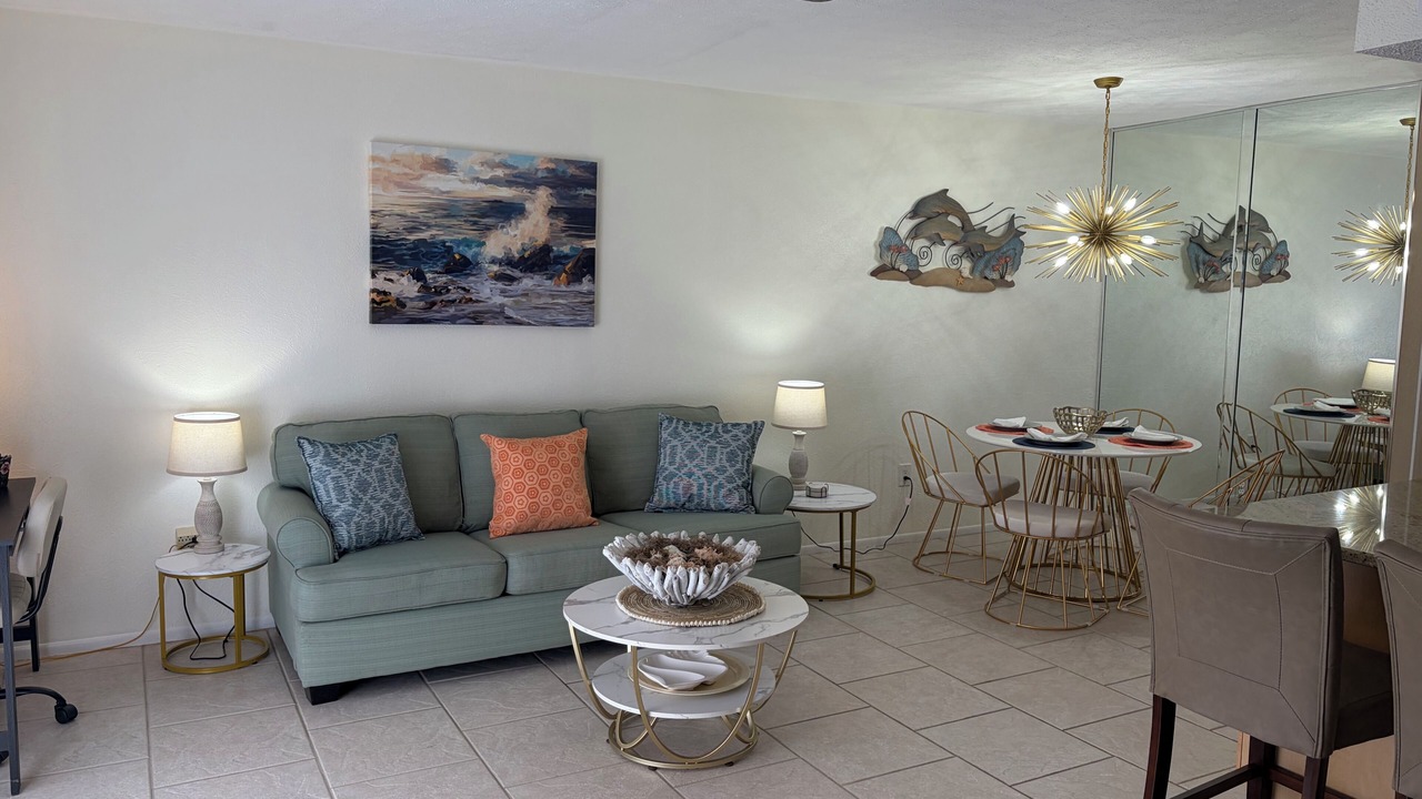 Photo of Livingroom in Bayview
