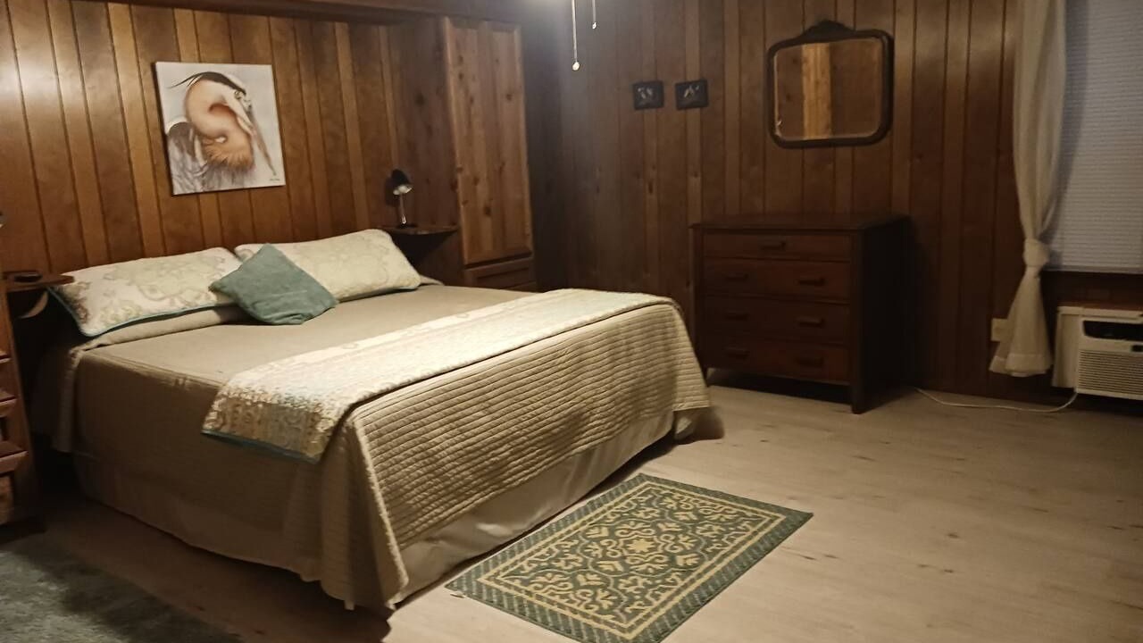 Photo of Bedroom in Diamondhead