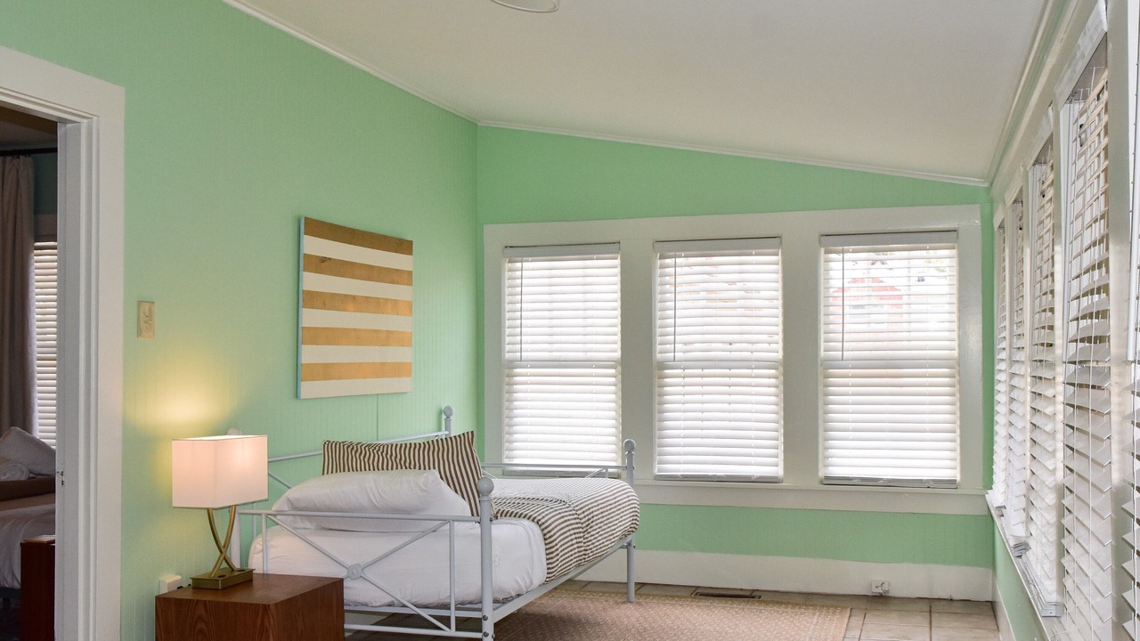 Photo of Bedroom in Benton
