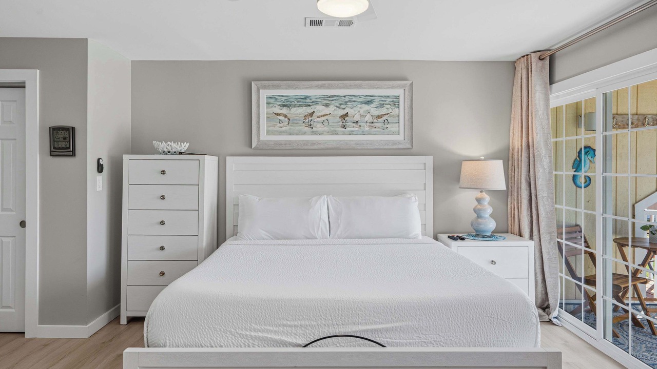 Photo of Bedroom in Holiday Isle