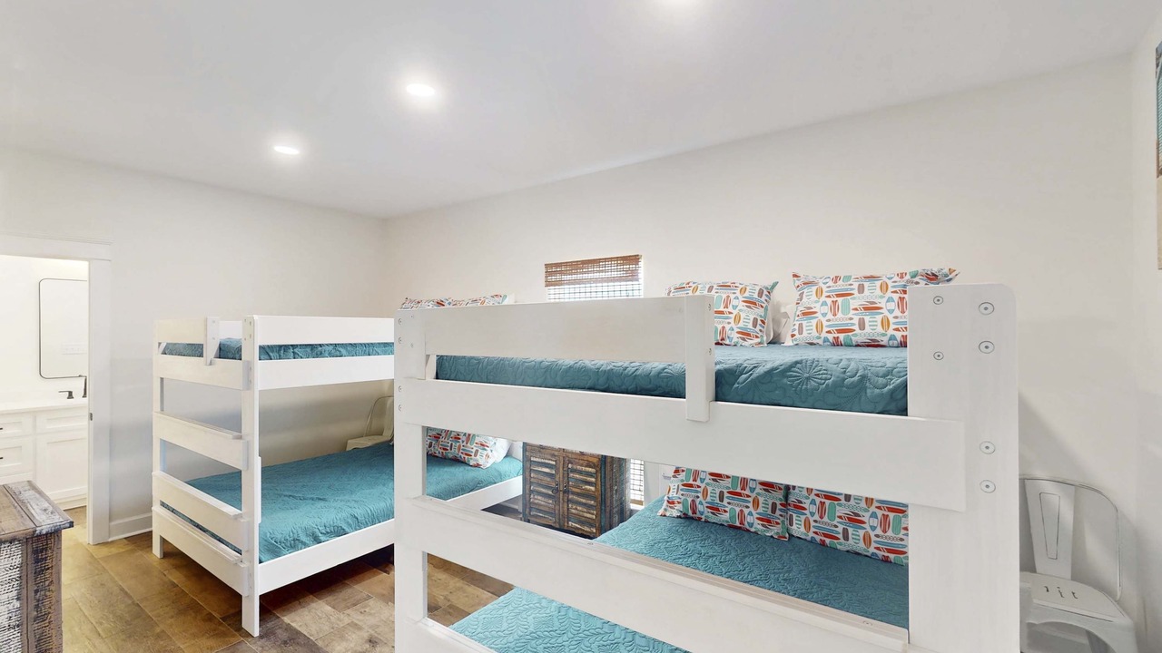 Photo of Bedroom in Dauphin Island
