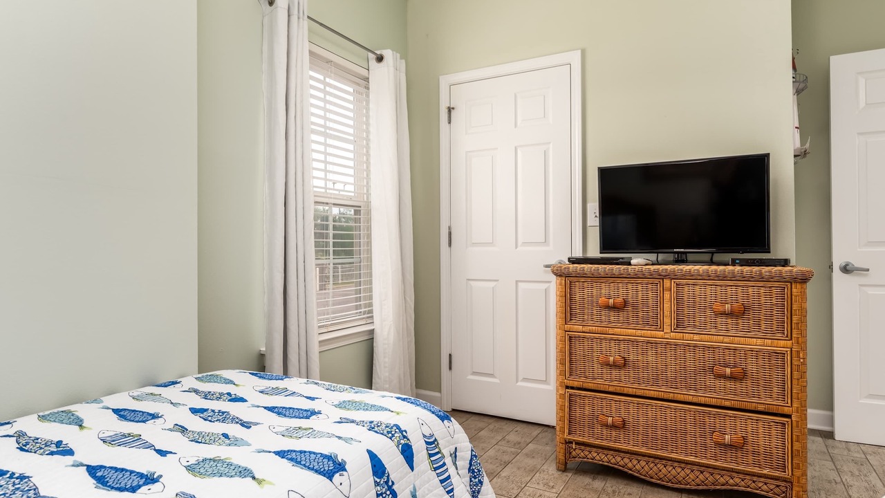 Photo of Bedroom in Dauphin Island