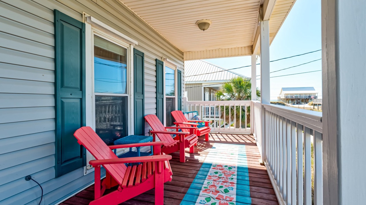 Photo of Patio Balcony in Silver Cay