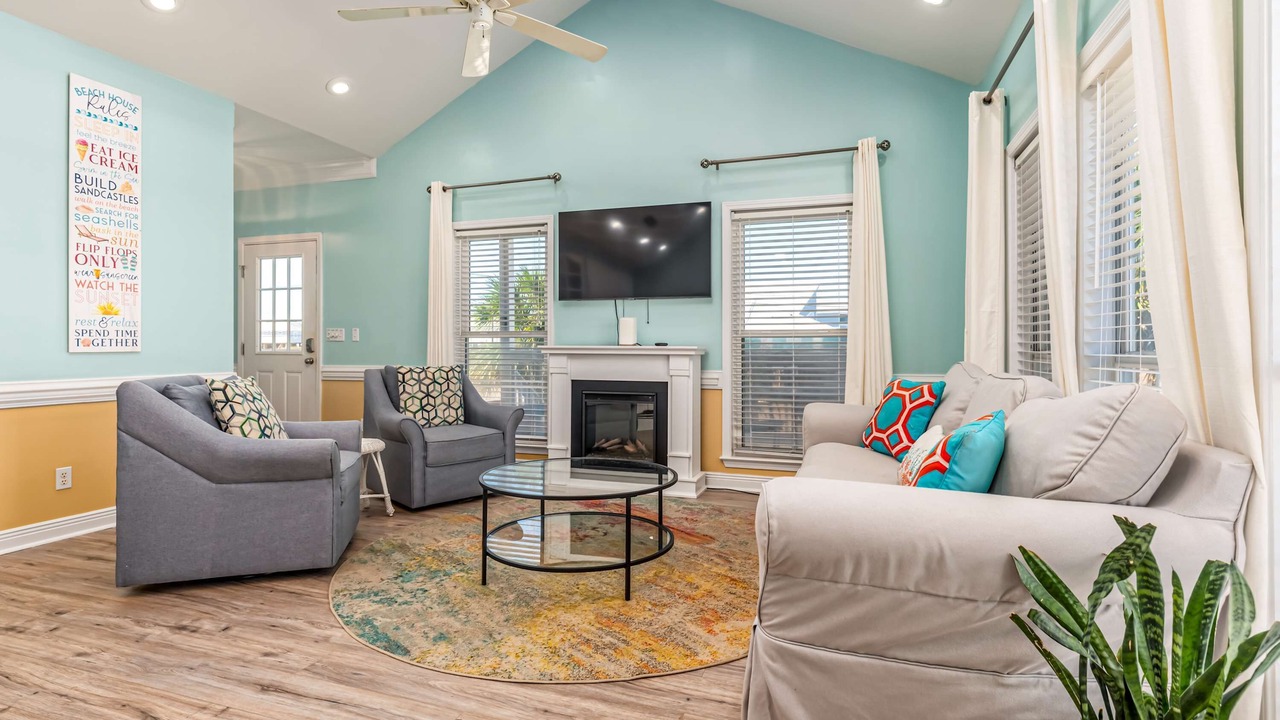 Photo of Livingroom in Silver Cay