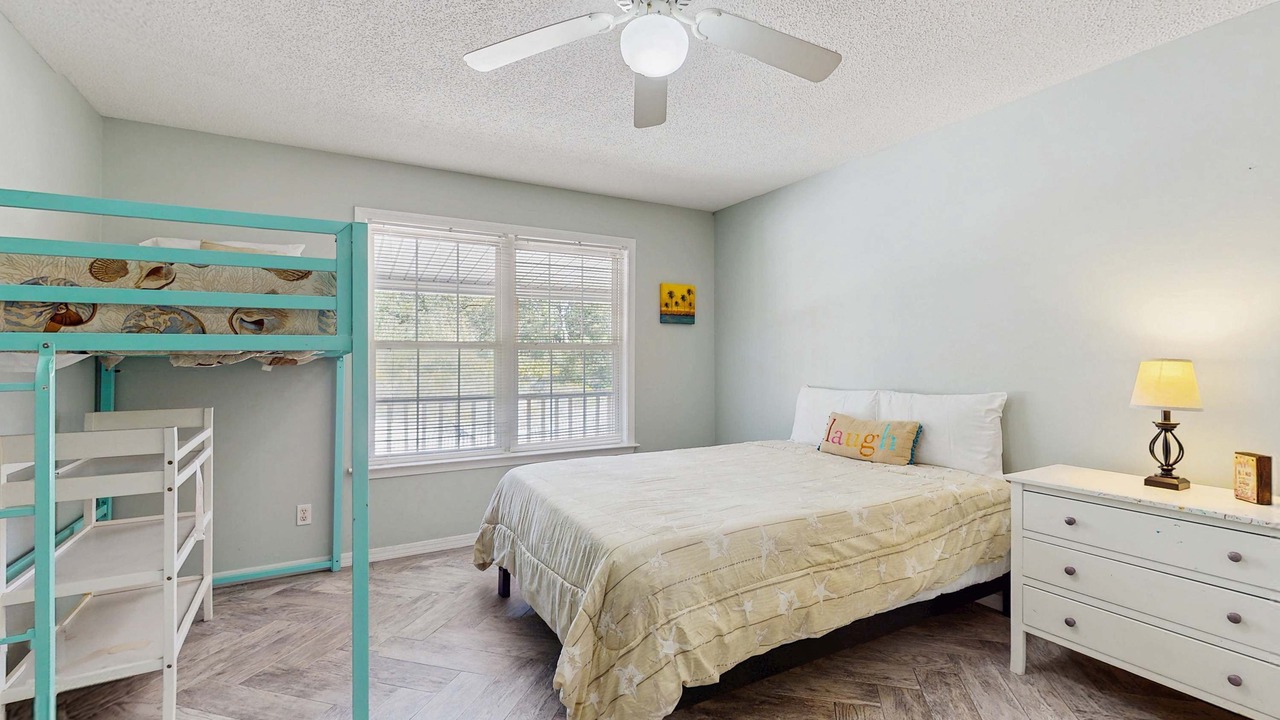 Photo of Bedroom in Audubon Place