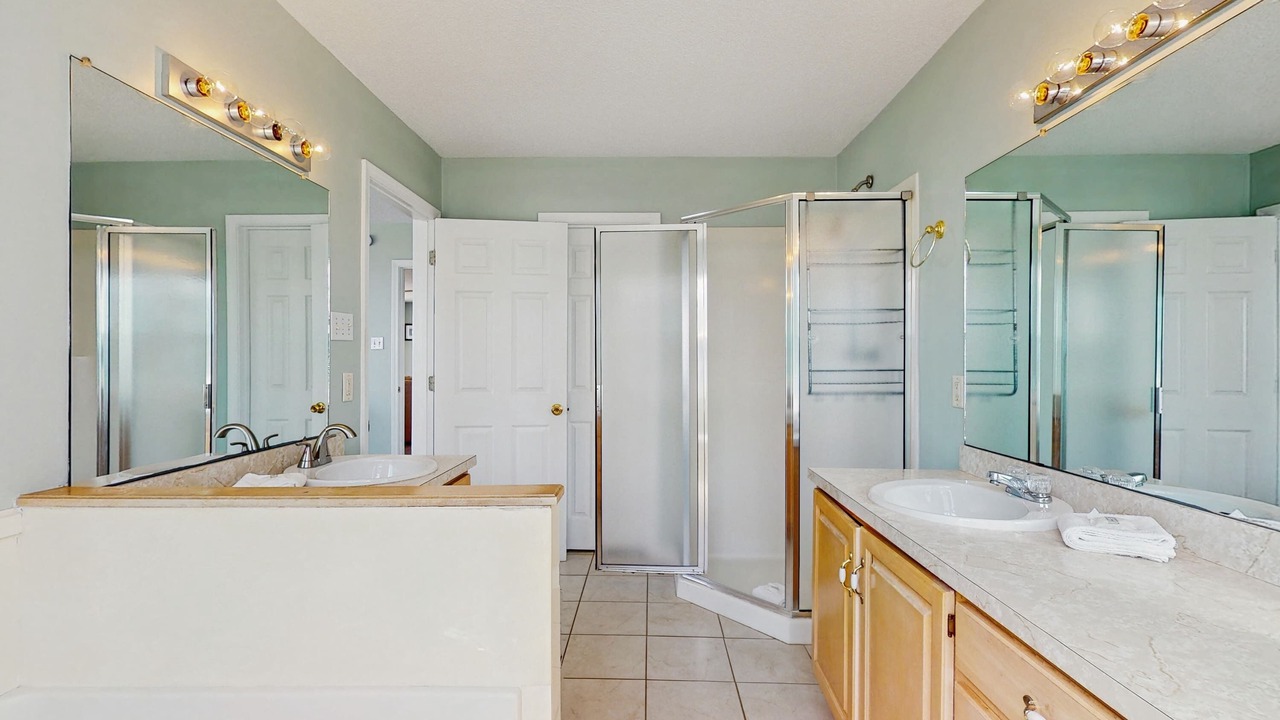 Photo of Bathroom in Audubon Place