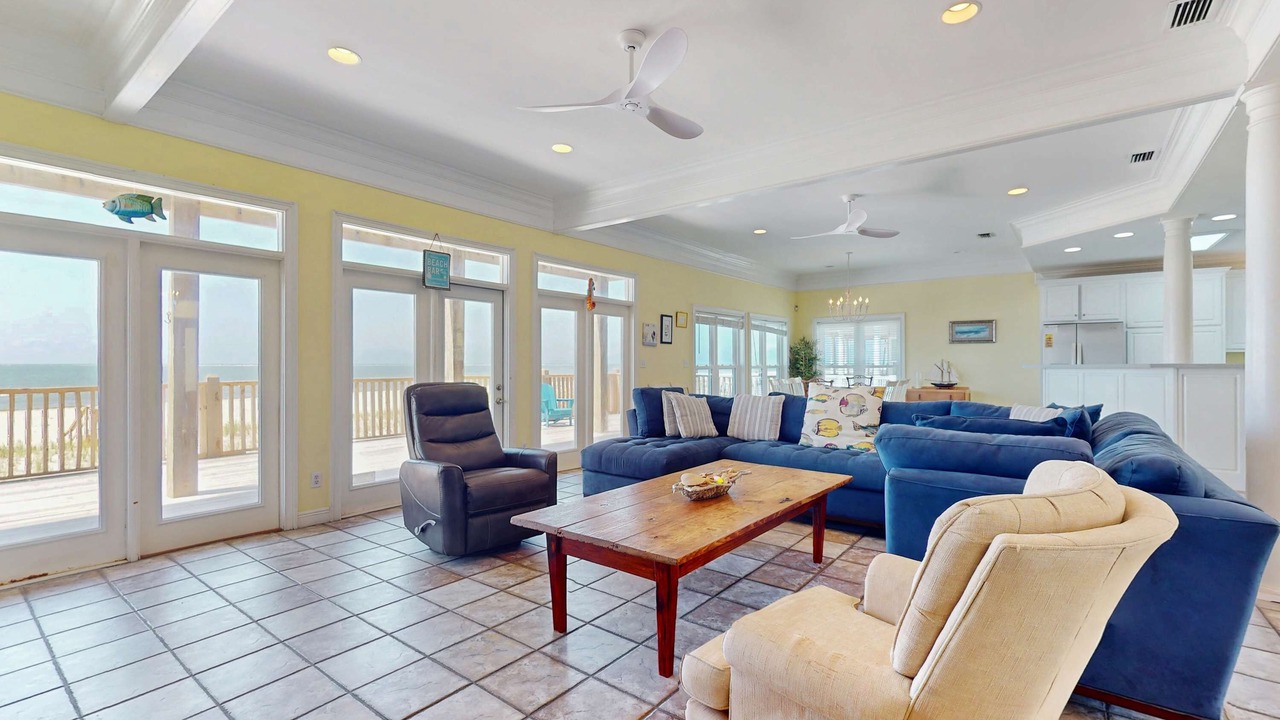 Photo of Livingroom in Audubon Place