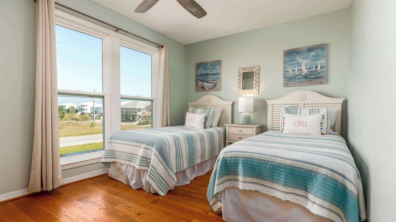 Photo of Bedroom in Dauphin Island