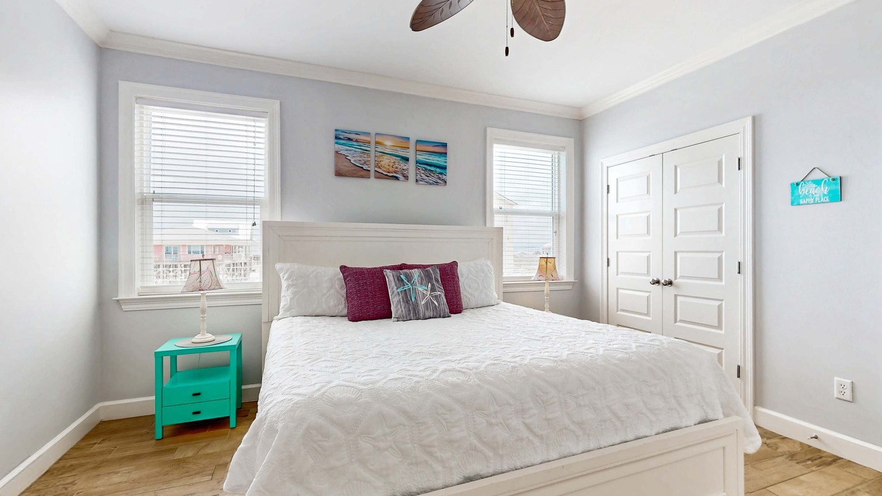 Photo of Bedroom in Dauphin Island