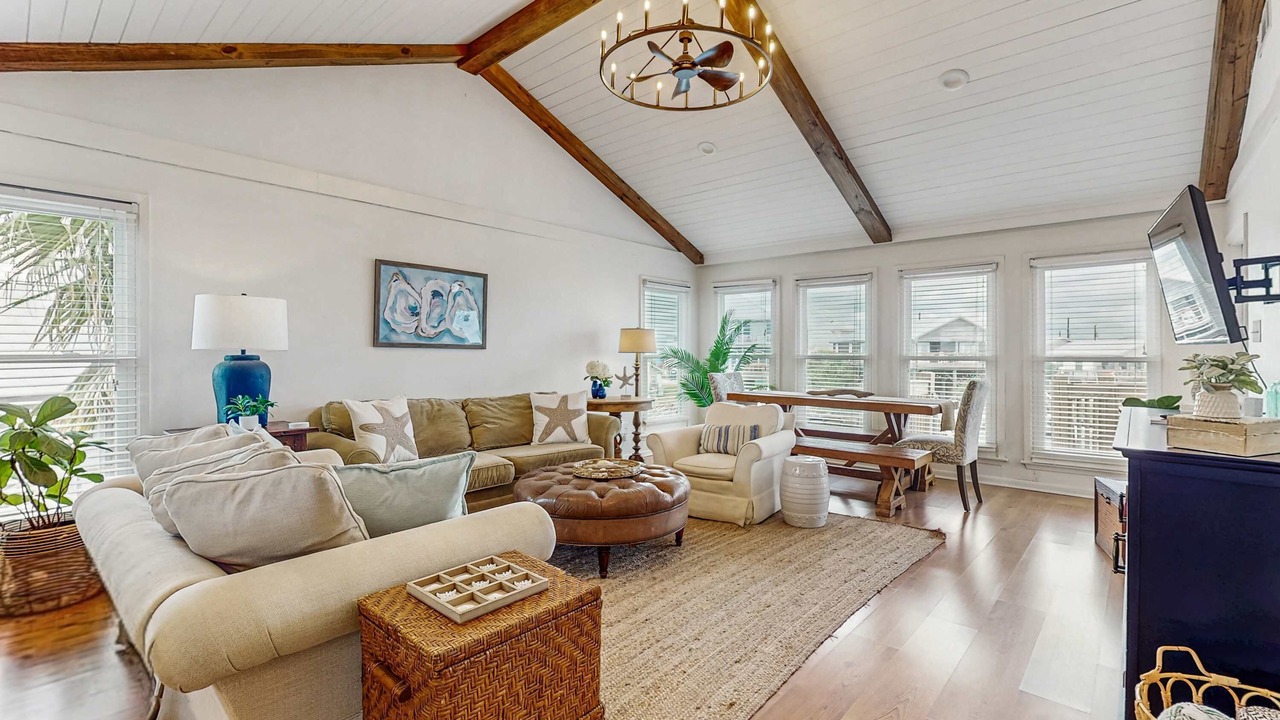 Photo of Livingroom in Royal Lagoons
