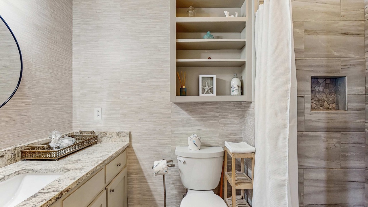 Photo of Bathroom in Royal Lagoons