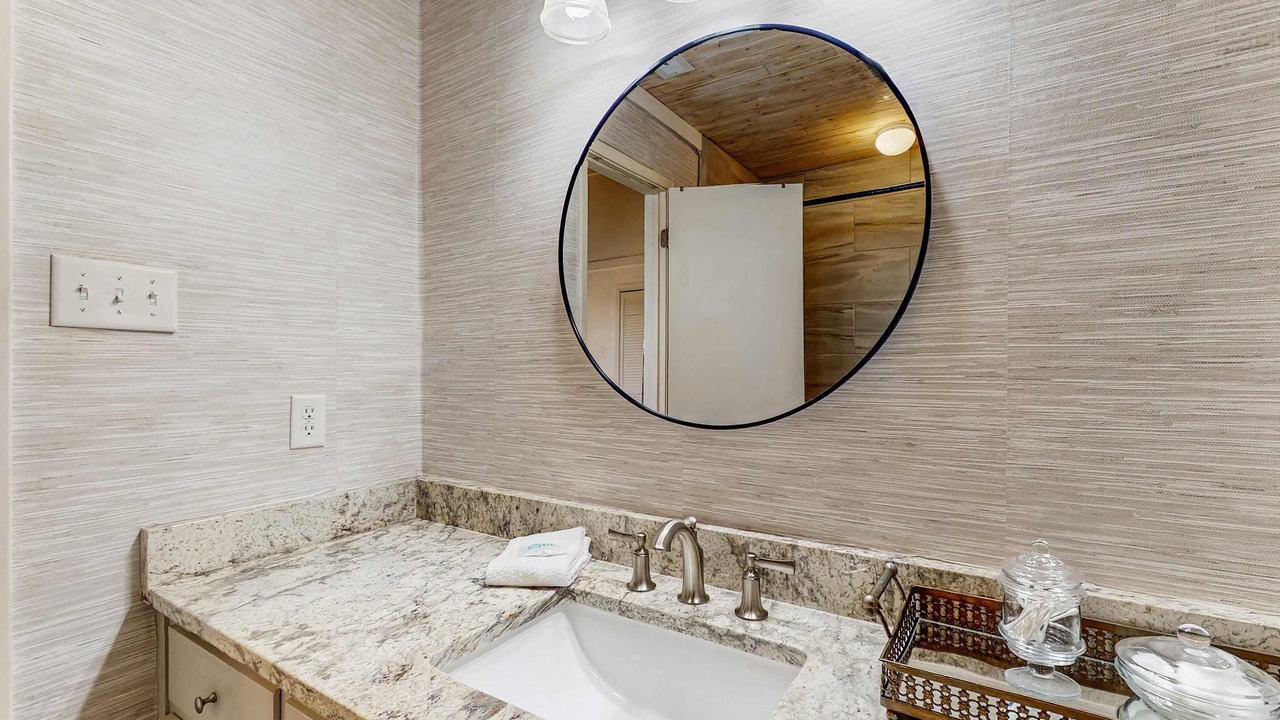 Photo of Bathroom in Royal Lagoons