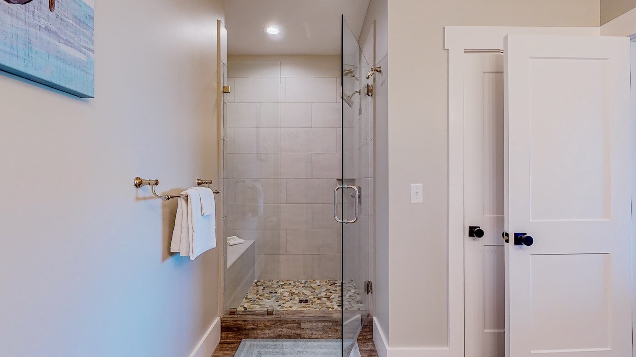 Photo of Bathroom in Dauphin Island