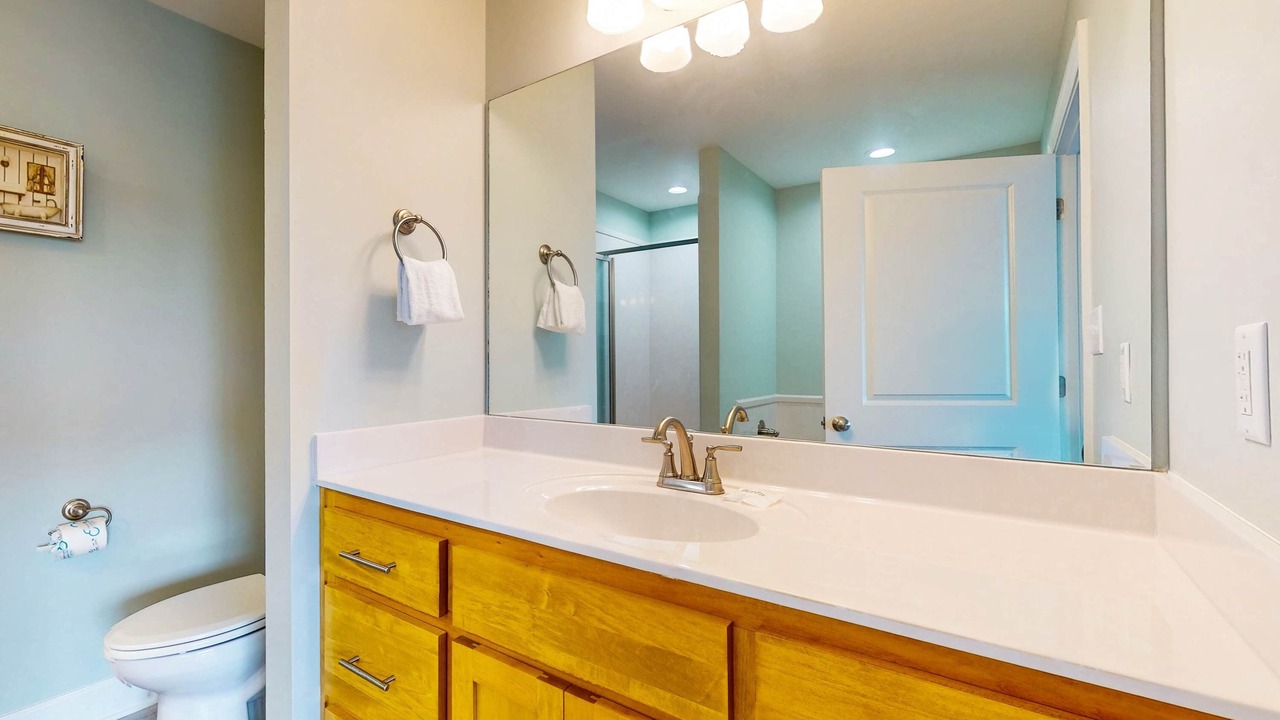 Photo of Bathroom in Audubon Place
