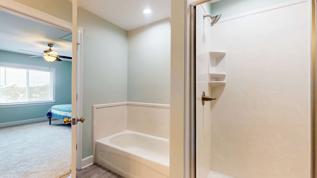 Photo of Bathroom in Audubon Place
