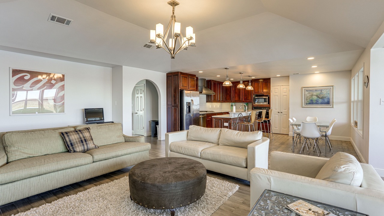 Photo of Livingroom in New Orleans East Area