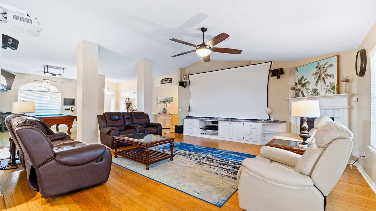 Photo of Livingroom in Ono Island