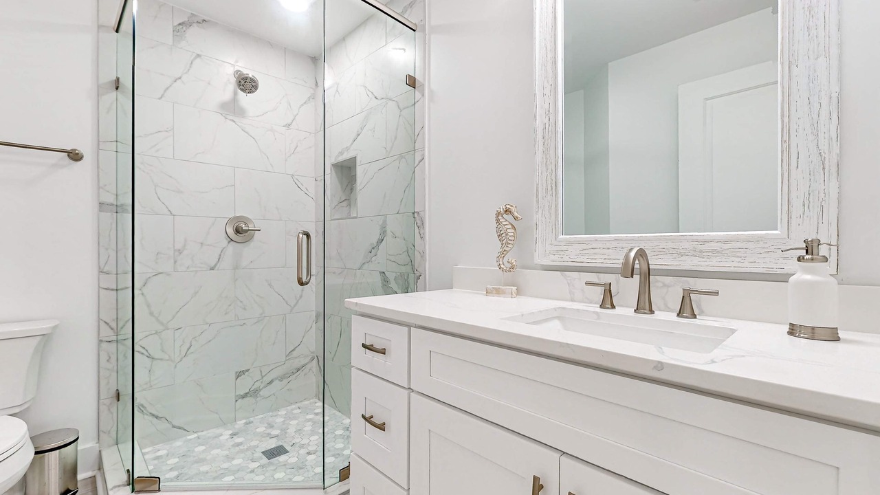 Photo of Bathroom in Navarre Beach