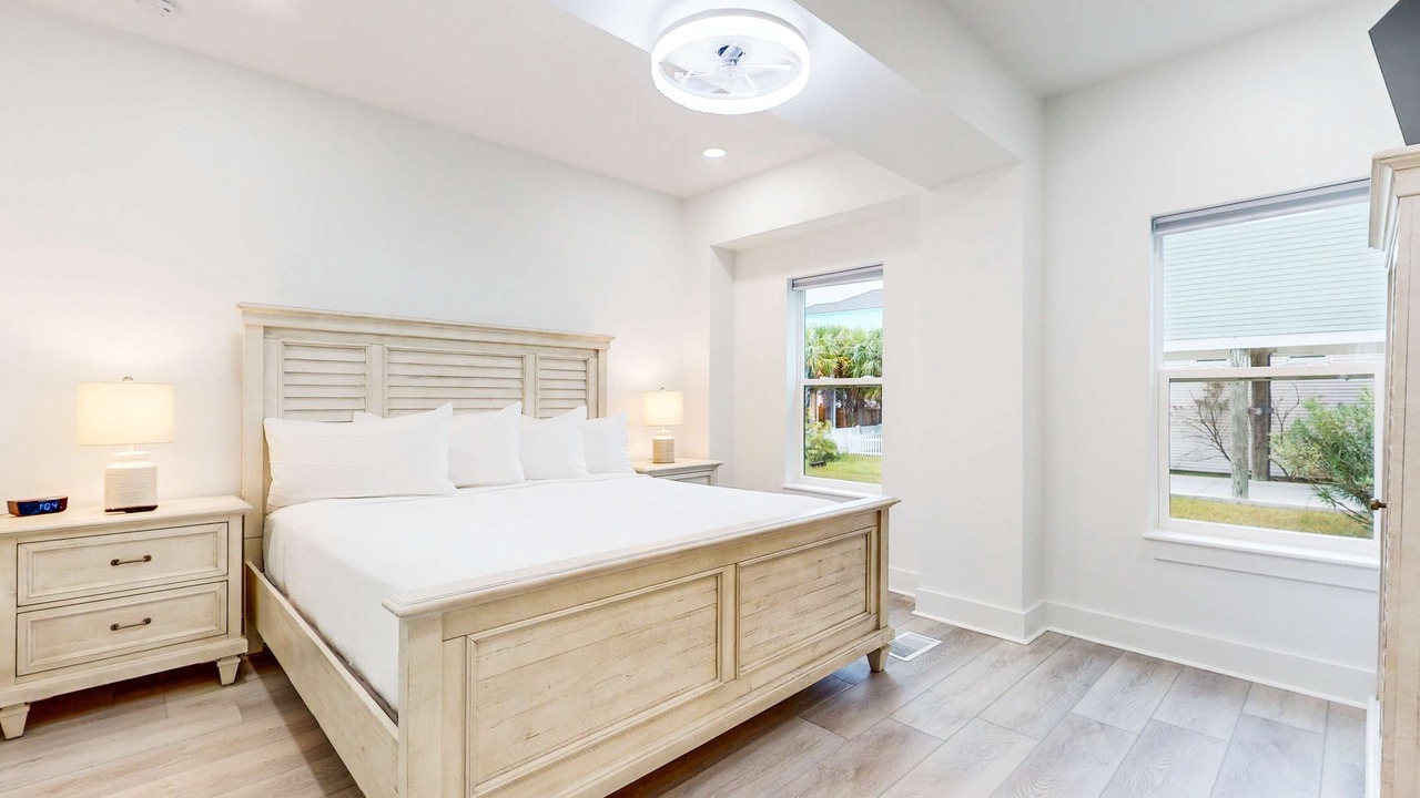 Photo of Bedroom in Navarre Beach