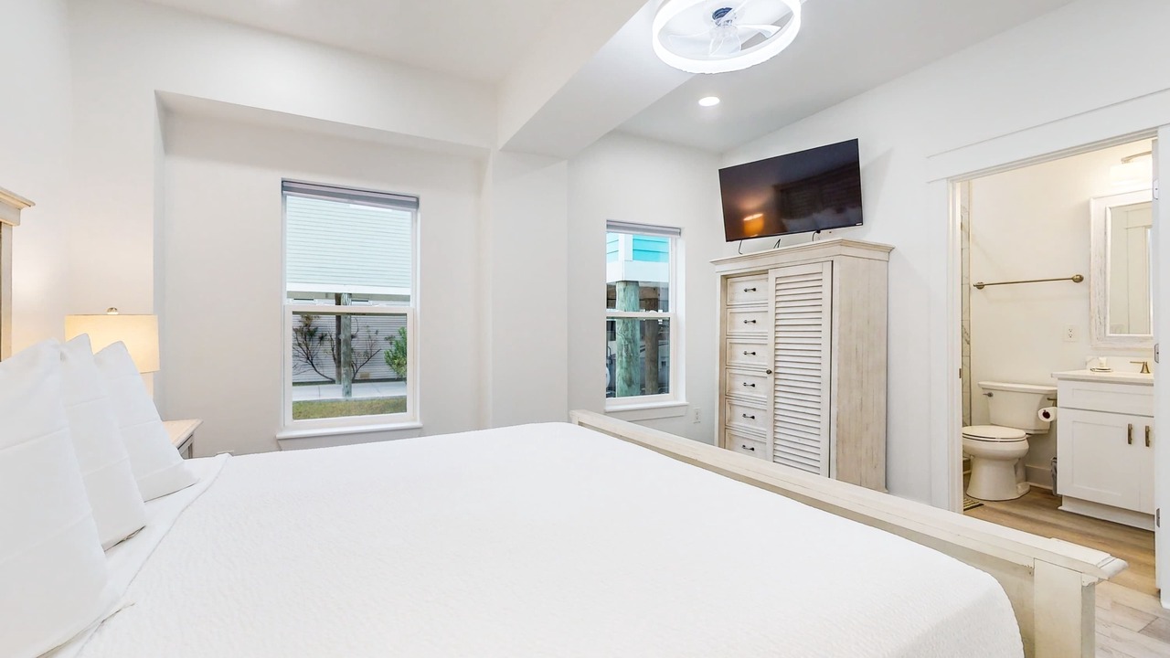 Photo of Bedroom in Navarre Beach