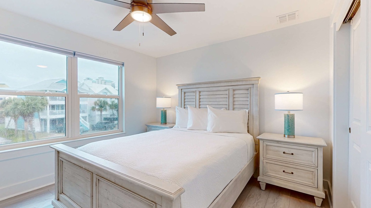 Photo of Bedroom in Navarre Beach