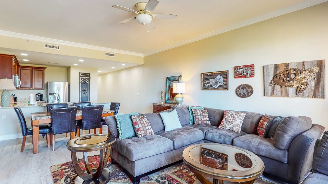 Photo of Livingroom in Upper Grand Lagoon
