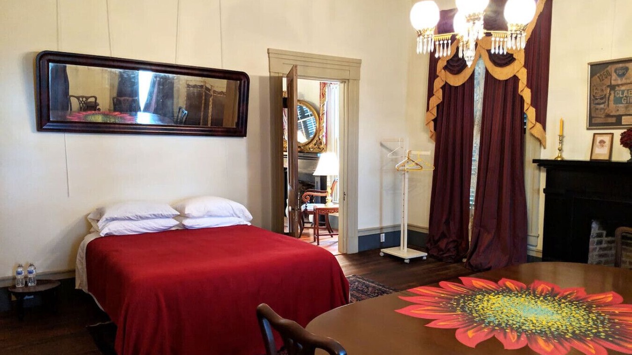Photo of Bedroom in Clinton