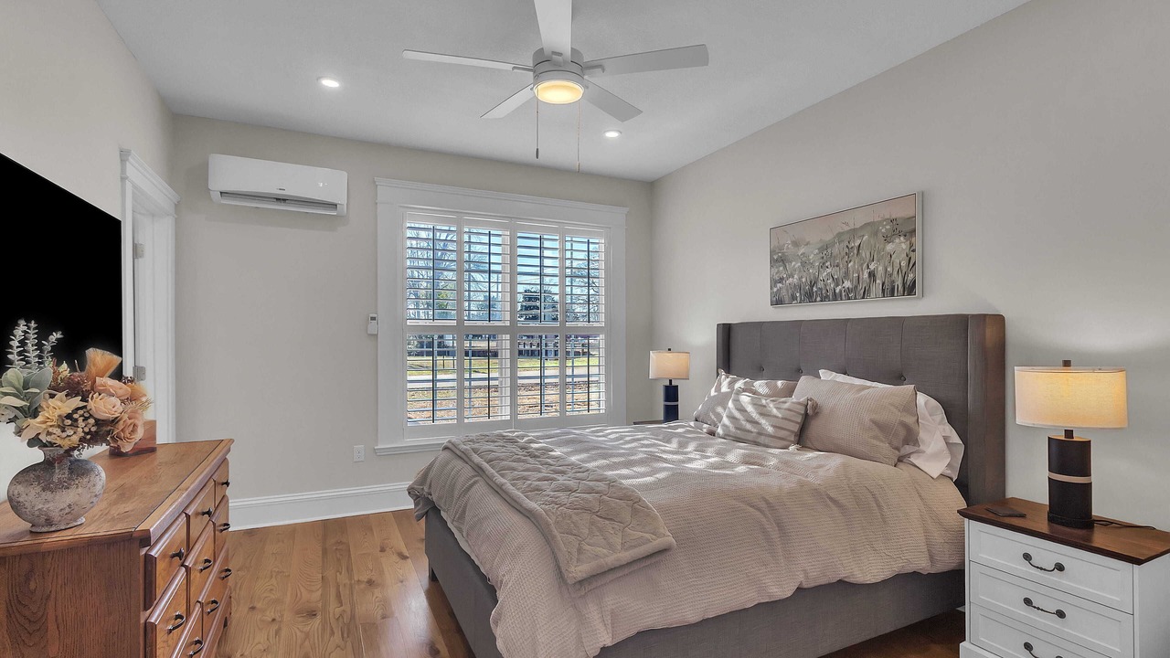 Photo of Bedroom in Batesville