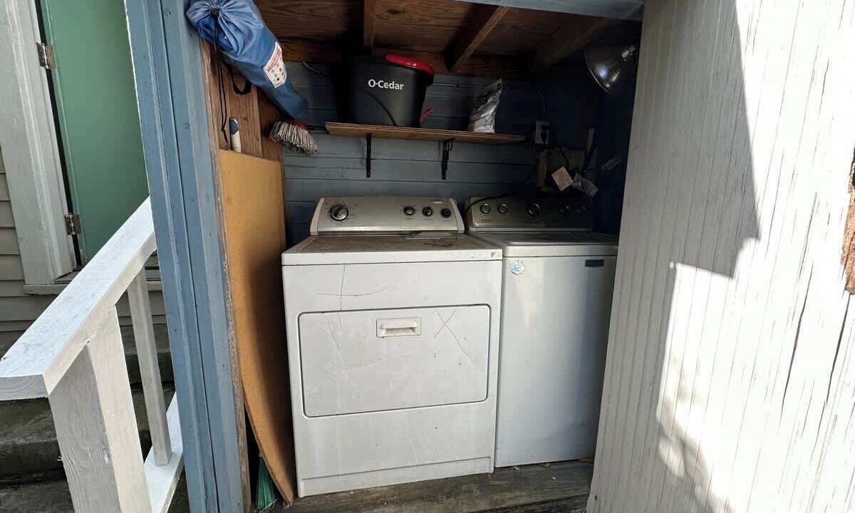 Photo of Outdoor in East Riverside